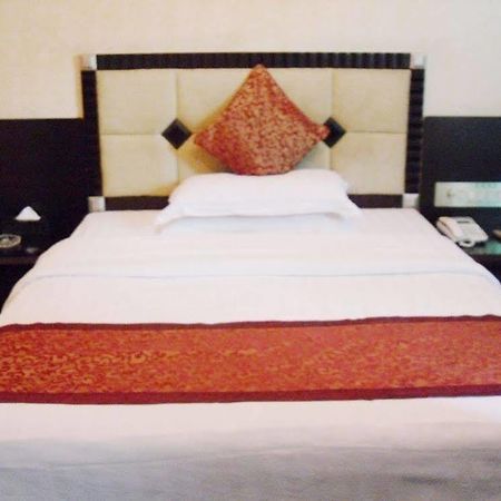 Fu Xin Long Hotel Shenzhen Exterior foto
